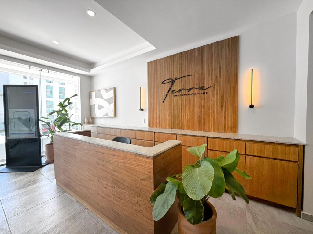 Lobby (4)